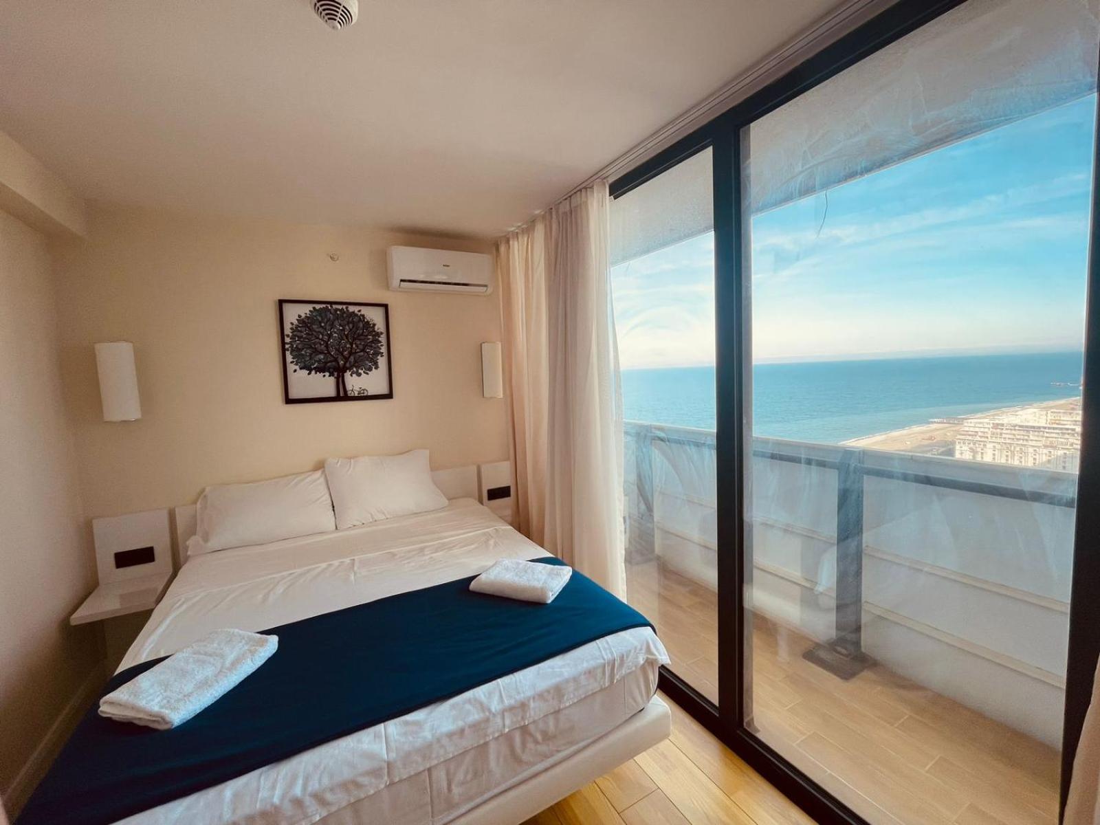 Suites Orbi City Aparthotel Batumi Exterior foto