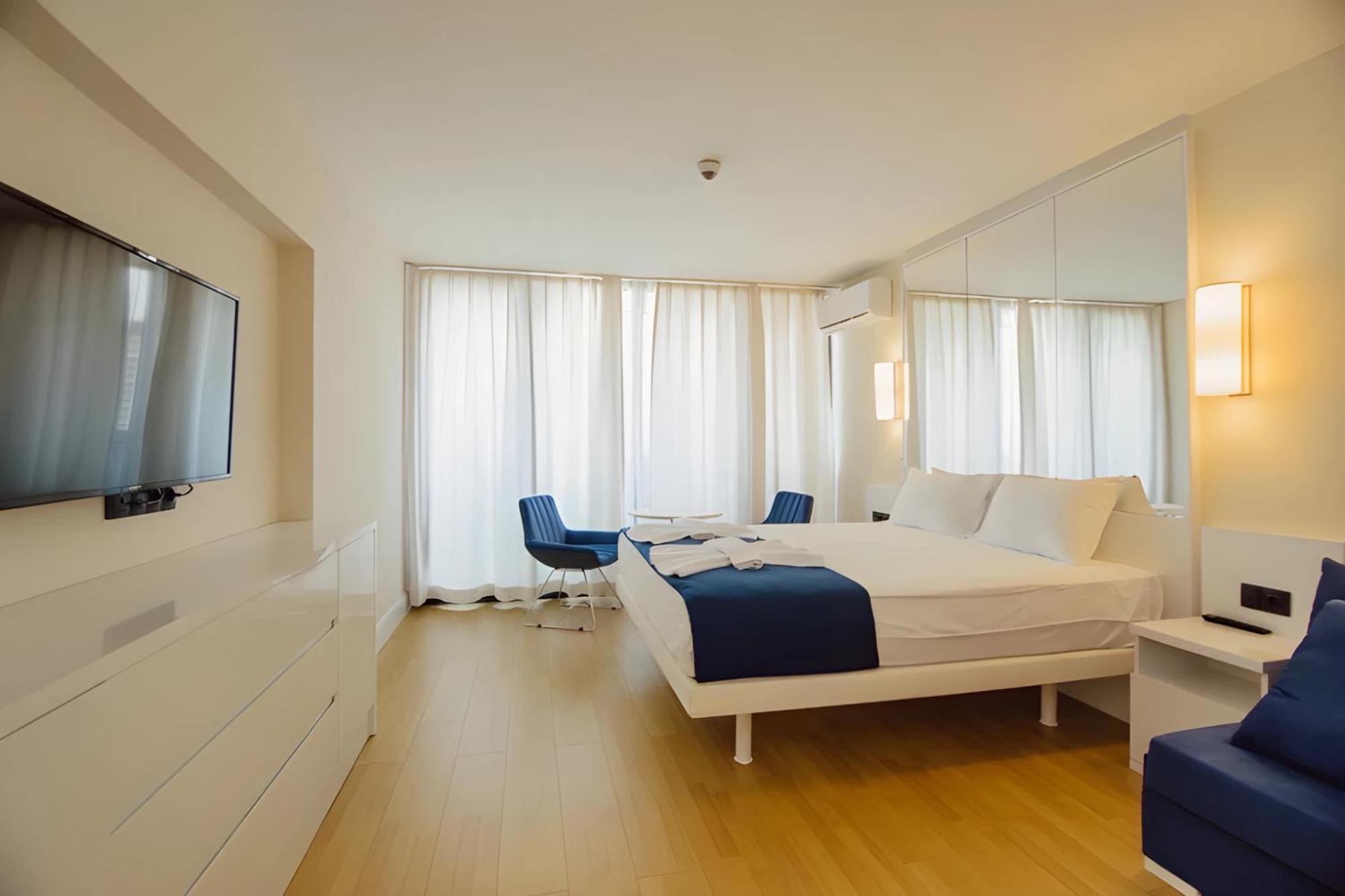 Suites Orbi City Aparthotel Batumi Exterior foto