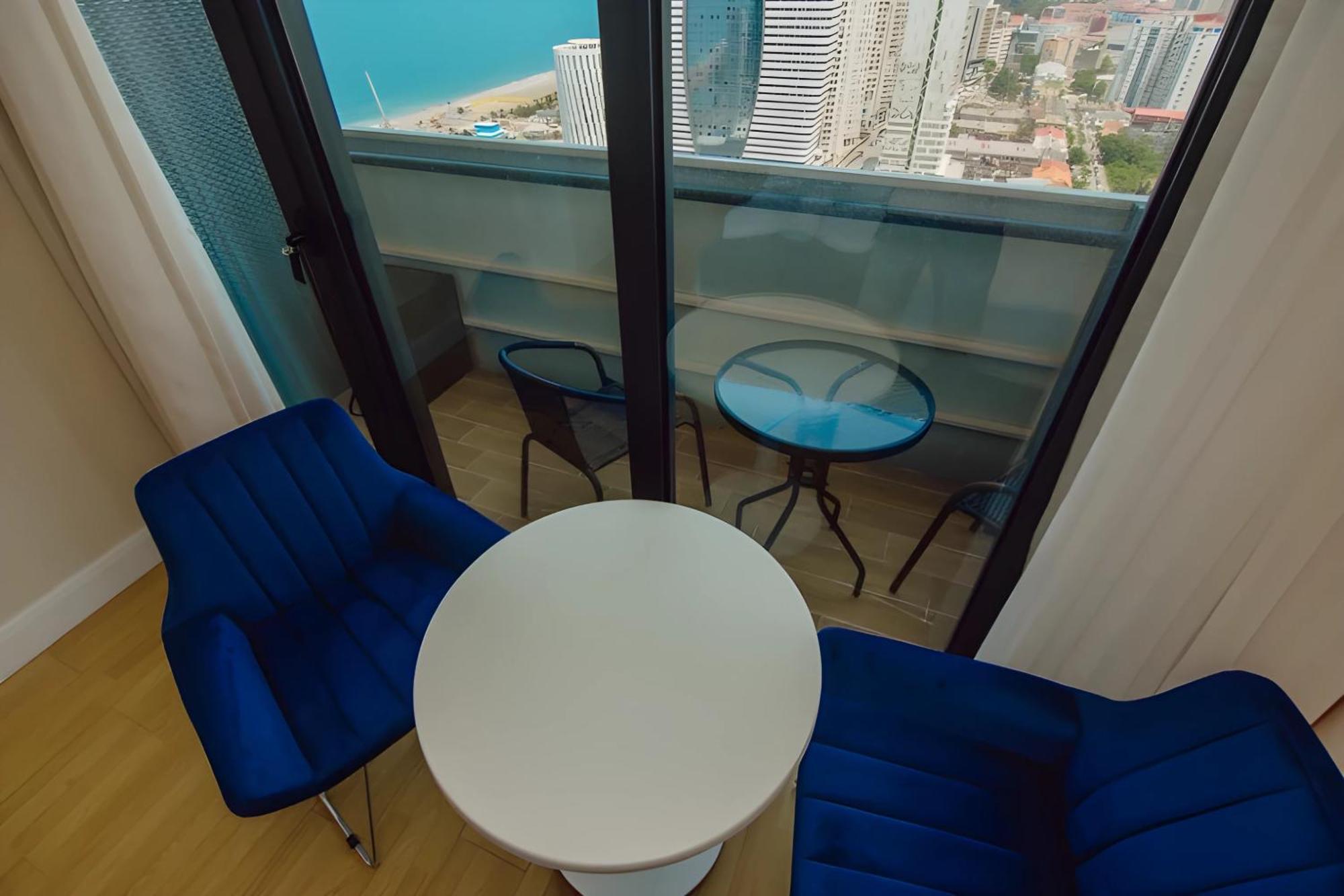 Suites Orbi City Aparthotel Batumi Exterior foto